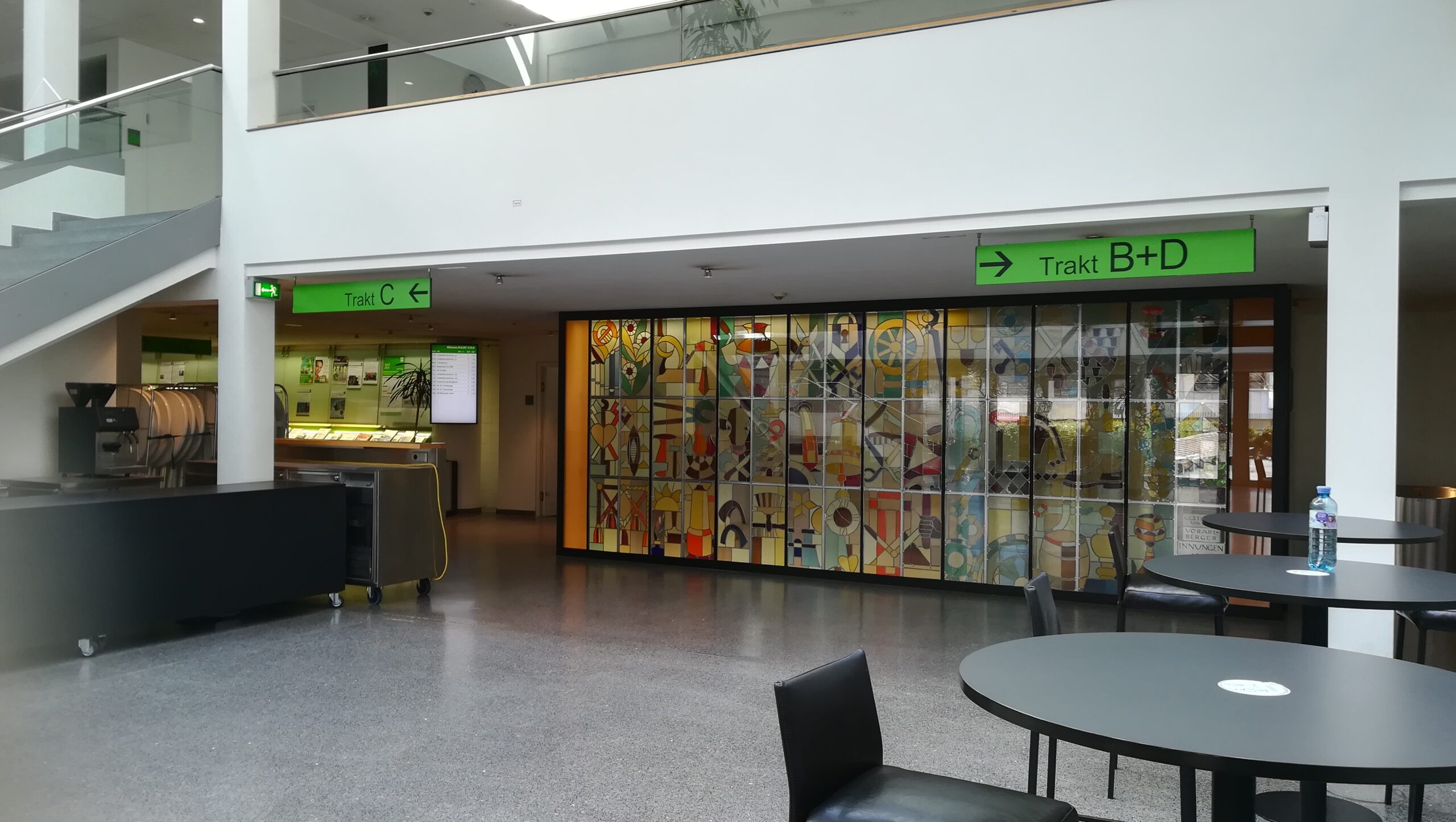 Wifi Sehenswürdigkeit-Mosaikbild-April